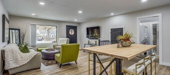 Fully Fenced Yard W/ W&D + 2 Bathrooms!