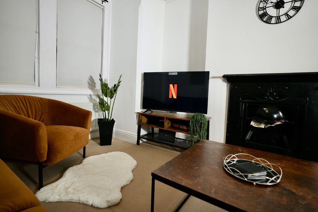 Living Room / Lounge