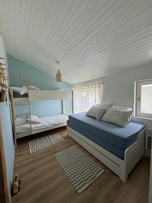 3 Schlafzimmer, Bügeleisen/Bügelbrett, WLAN, Bettwäsche