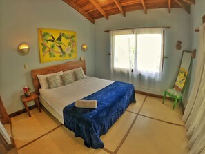 4 bedrooms, WiFi, bed sheets