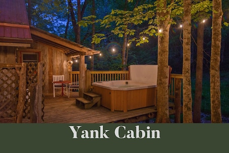 Yank Cabin, 1 Queen Bed, Hot Tub and Fireplace | 1 bedroom, free WiFi, bed sheets