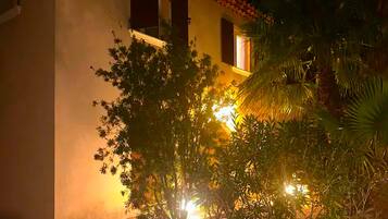 DĂ©tail de lâextĂ©rieur