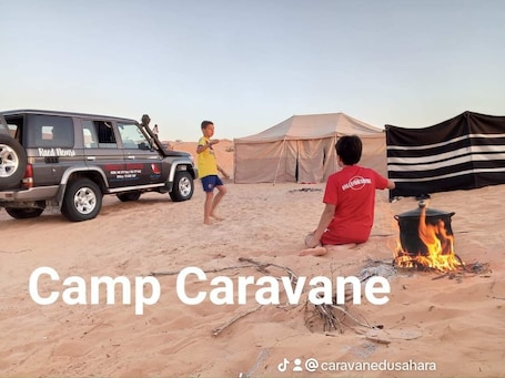 Beach. A Private Camp 25 km from Douz Deep in Sahara.
Let your Car in Douz go with Us!
