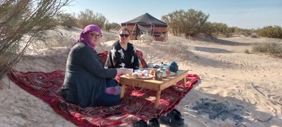 A Private Camp 25 km from Douz Deep in Sahara.
Let your Car in Douz go with Us! 