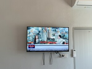 双人房 | 特色装修、特色家居、笔记本电脑工作区、免费 WiFi