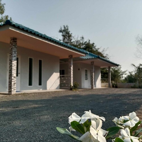 Sunshine Rest Resort