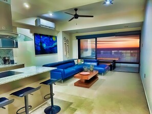 Grand Apartment | Dining room