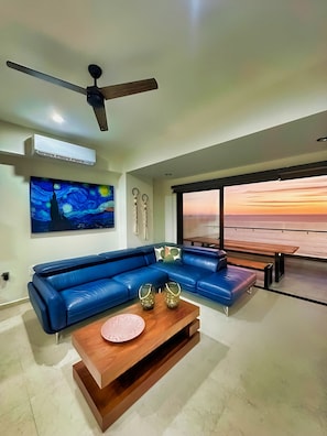 Apartment | Living area