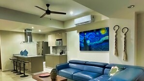 Apartment | Living area - Altomare (Mazatlán)