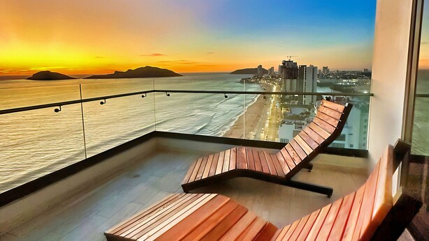 Apartment | Property grounds - Altomare (Mazatlán)