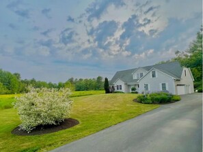 Exterior - Private and serene Kennebunk Sanctuary, close to all the local attractions (Kennebunk)