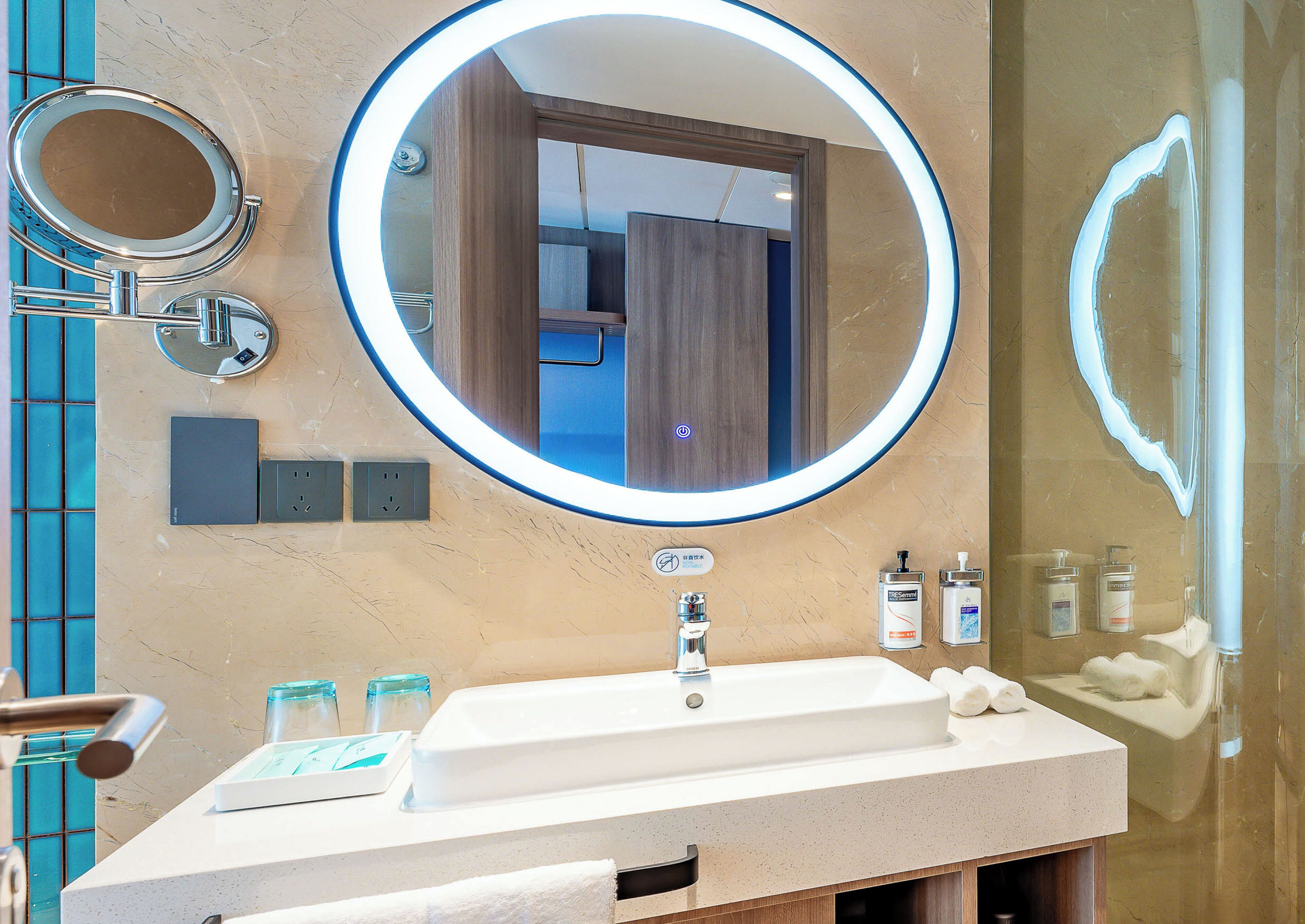 Photo - Holiday Inn Express Beijing Conference Center by IHG