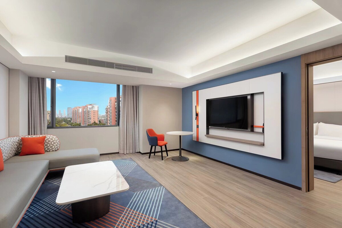 Suite, 1 dormitori | Roba de llit d'alta qualitat, cobrellits i minibar 