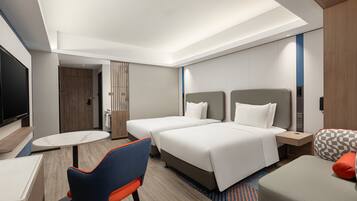 1 habitación, ropa de cama de alta calidad, cubrecamas y minibar