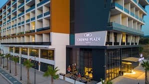 Exterior - Crowne Plaza Yalova by IHG (Yalova)