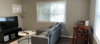 Modern Hillcrest Retreat