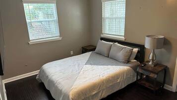 3 Schlafzimmer, Bügeleisen/Bügelbrett, Reisekinderbett, WLAN