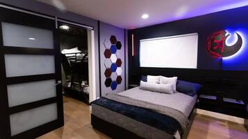 3 soverom, safe på rommet, strykejern/-brett og reiseseng for barn