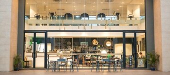 อพาร์ทเม้นท์ แอมบาสซี การ์เด้นส์