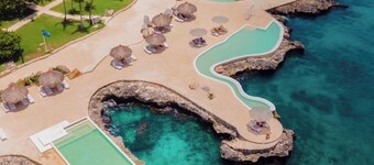 Beautiful Apartment at Tracadero Beach Resort