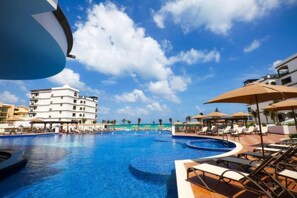Pool - Grand Residences Riviera Cancun, All Inclusive Both Suite! (Puerto Morelos)