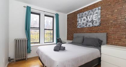 Spacious Two BR Apartments in Yorkville Upper East NYC