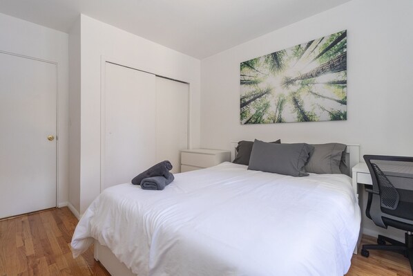 2 chambres, bureau, Wi-Fi, draps fournis