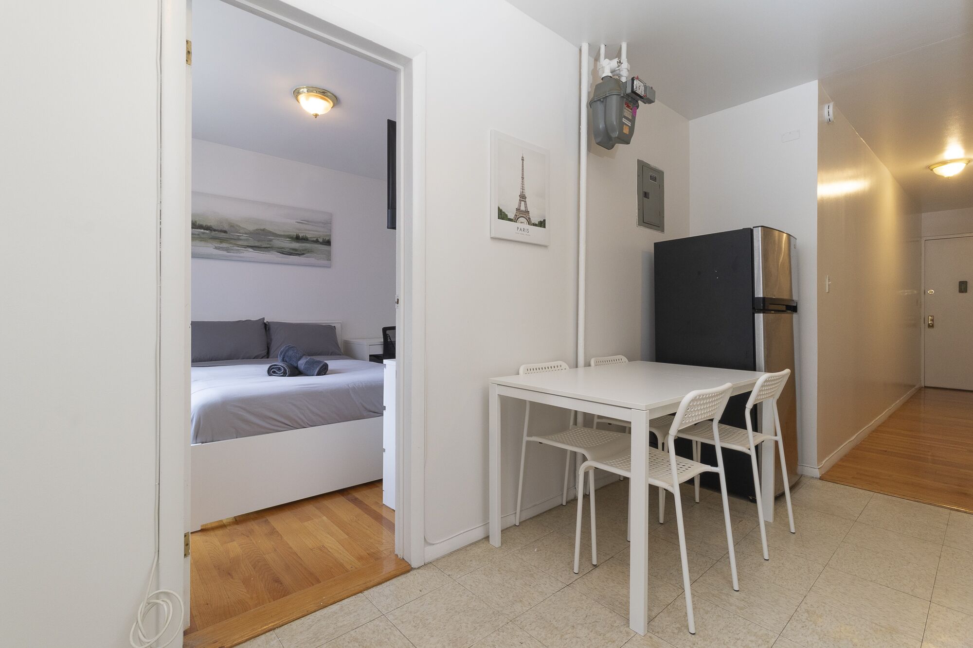 2 bedrooms, WiFi, bed sheets