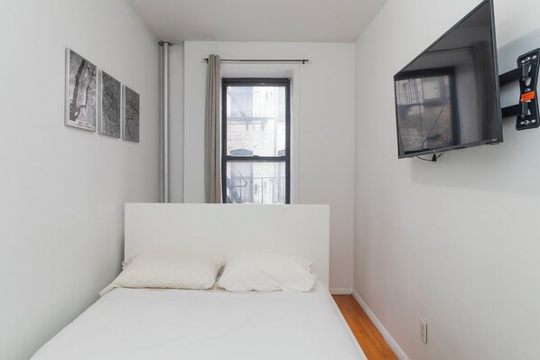 Imagen sin descripción, 1 de 25, botón