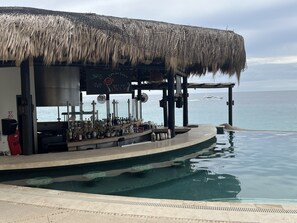 Pool - Grand Solmar Lands End luxury Mexican Vacation awaits, master suite, sleep 4 (Cabo San Lucas)