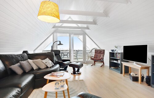 Gorgeous home in Assens with kitchen