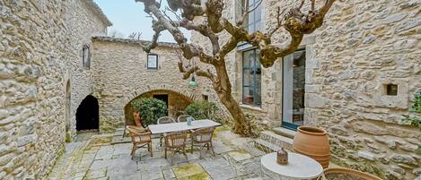 Restauration en plein air