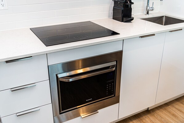 Fridge, microwave, dishwasher, toaster