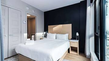 1 chambre, fer et planche à repasser, Wi-Fi gratuit, draps fournis