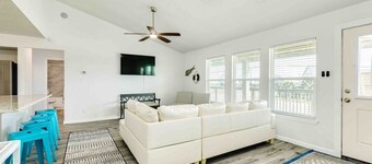 King's Castle - Bay & Beach View - Family Friendly