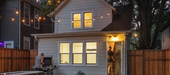 Arcade Game Room / 5min to Downtown / Putting Green / Wet Bar