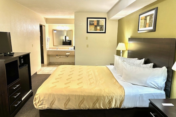 Pillowtop beds, desk, laptop workspace, iron/ironing board