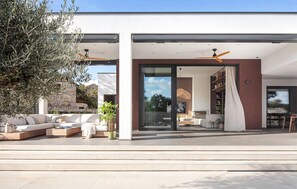 Terrace/patio - Nice home in Brajkovici with kitchen (Brajkovici)