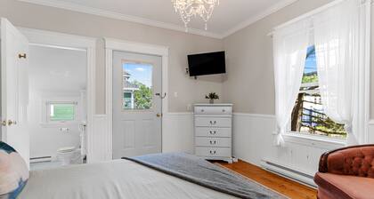 Studio 6 ~ 1 BDRM w/ Private Bath & Balcony