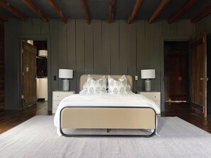 4 makuuhuonetta, Wi-Fi, vuodevaatteet, pääsy pyörätuolilla