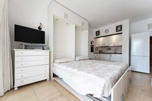 1 dormitori, wifi gratuïta i roba de llit 