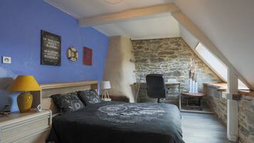 2 habitaciones, tabla de planchar con plancha y wifi gratis