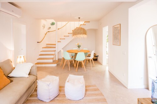 Ferienhaus 'La Calma' mit Gemeinschaftspool, Privatterrasse und WLAN