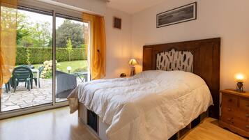 3 camere, ferro/asse da stiro, Wi-Fi gratuito