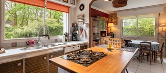 Ty Clafout Holiday Home: Near Vannes, Wi-Fi & Parking