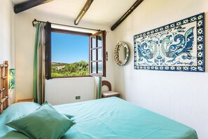 2 soverom, strykejern/-brett, wi-fi og sengetøy