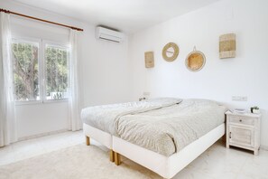 3 makuuhuonetta, ilmainen Wi-Fi, vuodevaatteet