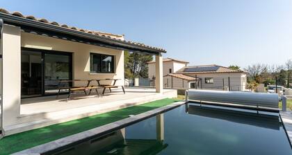 Villa 'Sérénity 10 Pers Maxi' avec WIFI, piscine privée, terrasse privée et climatisation