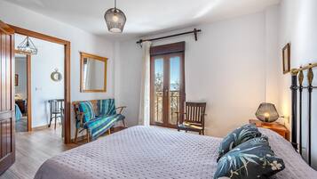 4 camere, Wi-Fi gratuito, lenzuola