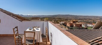 Vakantiehuis 'Coqueta Casa Rural Para 8 Personas' met Privé Terras, Balkon en WiFi